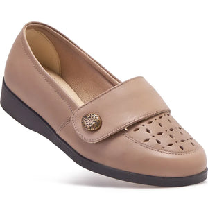 Carmen - Elastane Widefit Shoe by Cosyfeet